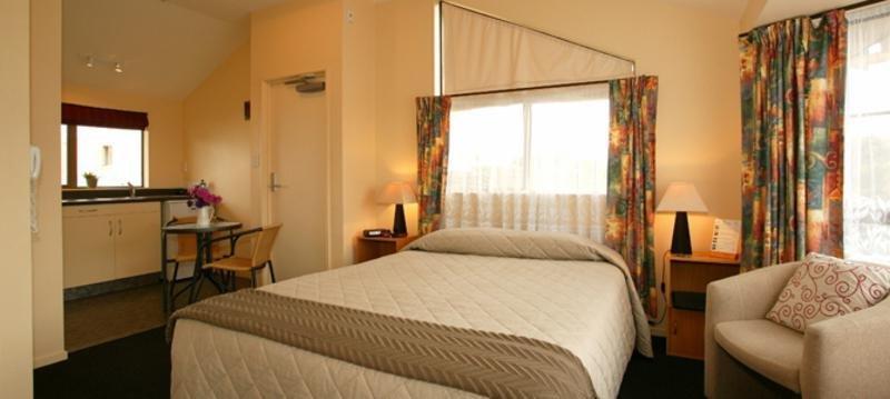 Colonial Motel Бленхайм Екстериор снимка