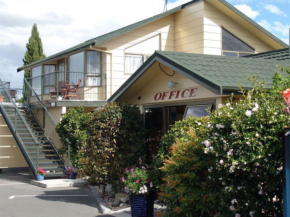 Colonial Motel Бленхайм Екстериор снимка